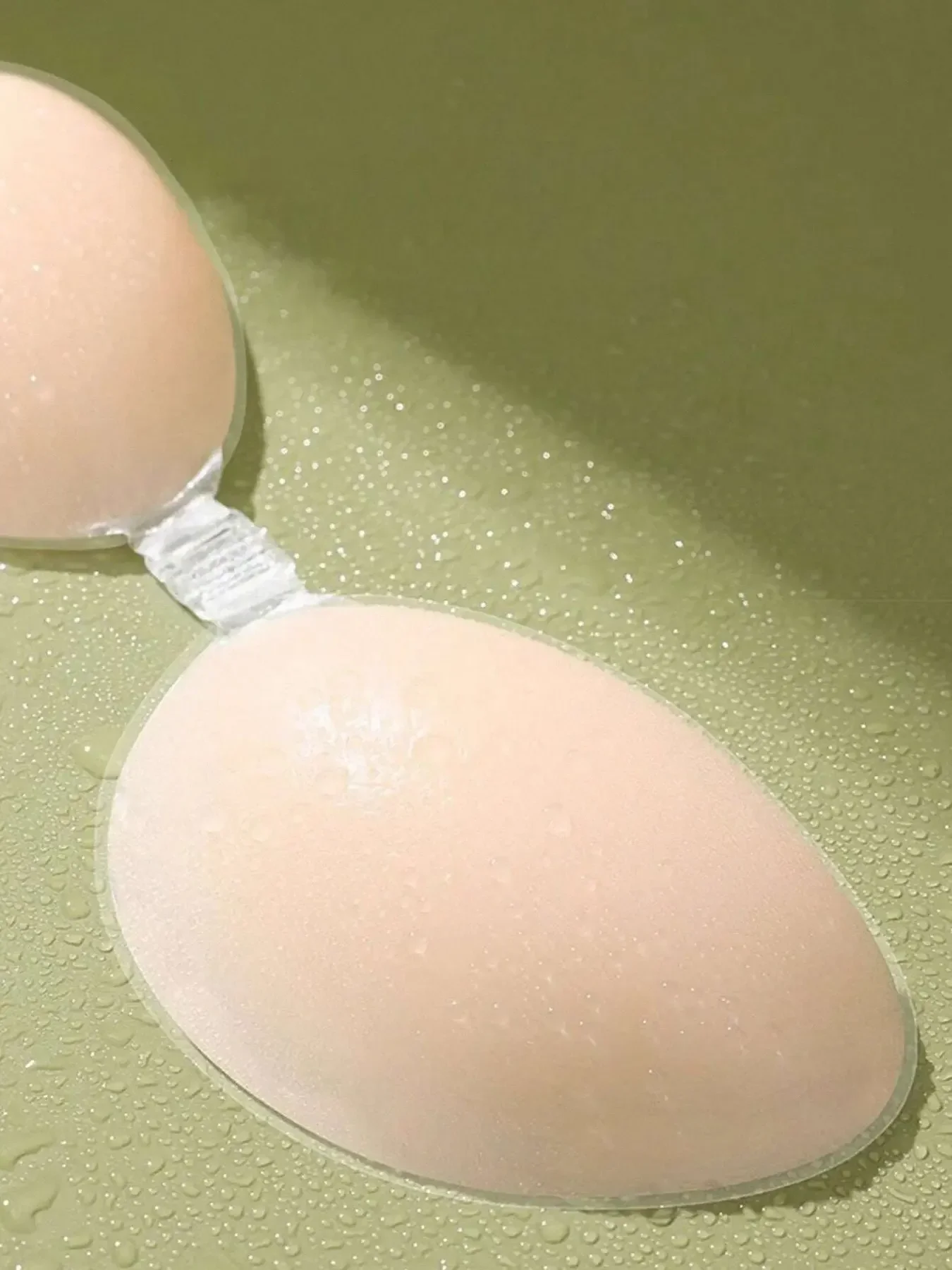 Silicone Sticky Bra for Women, - Women'S Formal Wear That'S Not A Dress 评论和价格