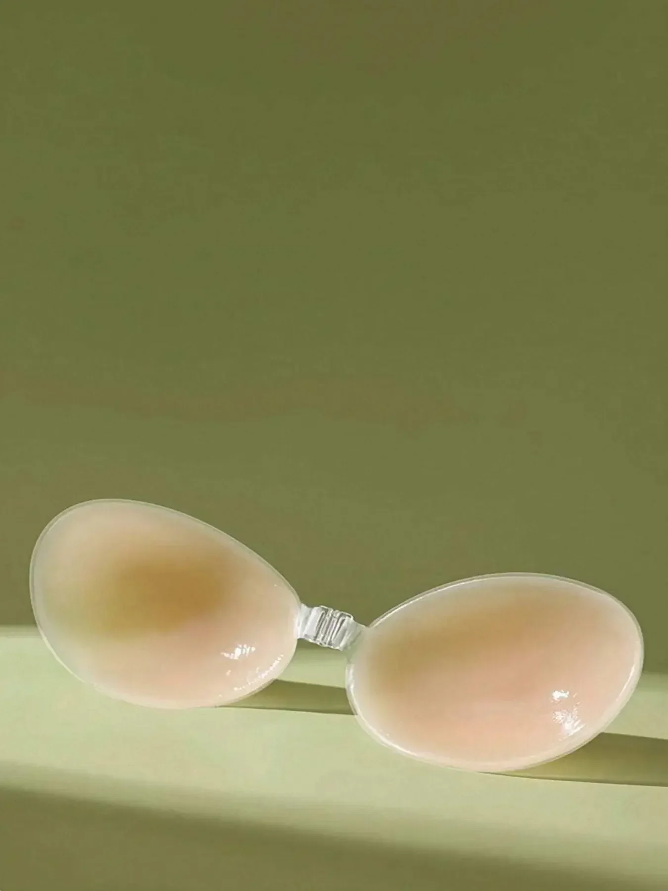 Silicone Sticky Bra for Women, - Women'S Formal Wear That'S Not A Dress 评论和价格